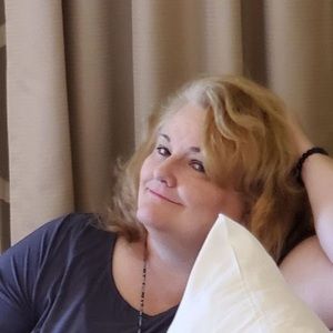 Meet your Posher, Annette